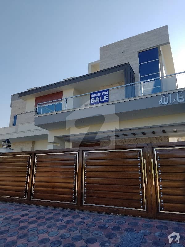 Beautiful And Well Ventilated 1 Kanal Double Storey House For Sale