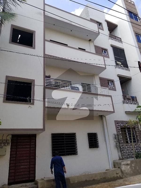 Brand New 110 Yards 1st Floor 2 Bed D/l (4 Rooms) West Open Single Belt (aar Paar) Main Road Facing Portion Opposite Madina Blessing Near Rashid Minhas Road Block 10a Gulshan-e-iqbal Available On 6 Months Booking!