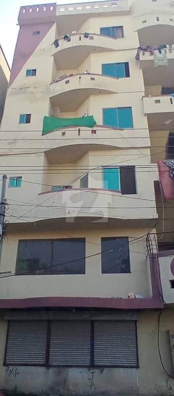 Building  For Sale Urgently  Rent Coming 6 Lac Rent Value 8lac To 9 Lac Pkr Monthly