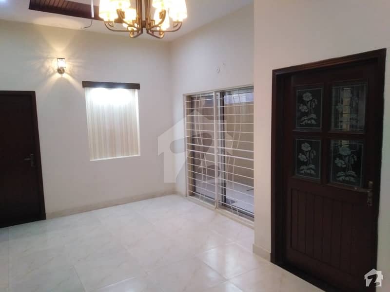 10 Marla House For Rent Available In PIA Housing Scheme - Block E