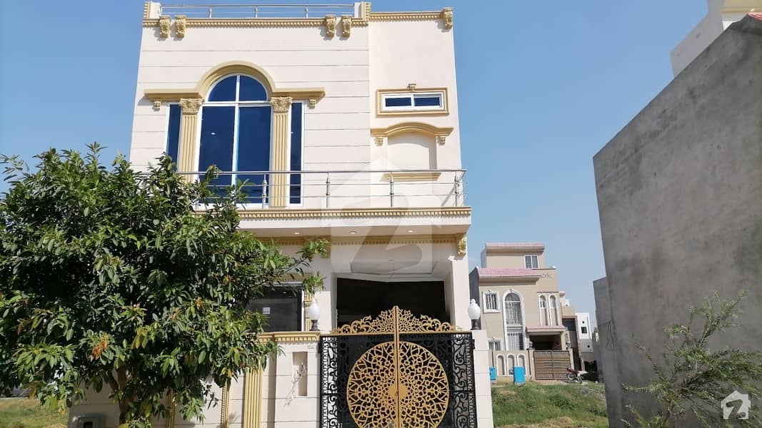 الکبیر ٹاؤن رائیونڈ روڈ لاہور میں 3 کمروں کا 3 مرلہ مکان 77 لاکھ میں برائے فروخت۔