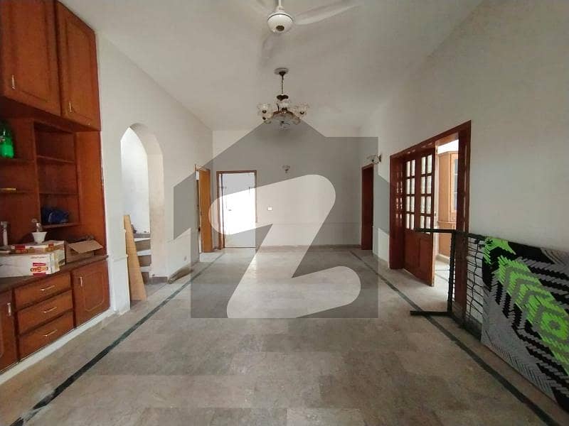 Beautiful Location One Kanal Single Storey Are Available For Rent In Phase 2