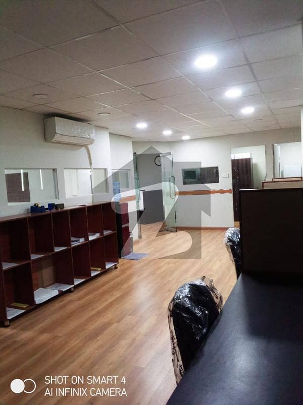 1650 Square Feet Office On Monthly Rent 138000 On Main Boulevard Gulberg, Lahore
