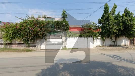 سبزہ زار سکیم ۔ بلاک اے سبزہ زار سکیم لاہور میں 1 کنال مکان 3.7 کروڑ میں برائے فروخت۔ سبزہ زار سکیم ۔ بلاک اے سبزہ زار سکیم لاہور میں 1 کنال مکان 3.7 کروڑ میں برائے فروخت۔