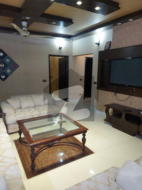 خالد بِن ولید روڈ کراچی میں 4 کمروں کا 12 مرلہ فلیٹ 4.25 کروڑ میں برائے فروخت۔