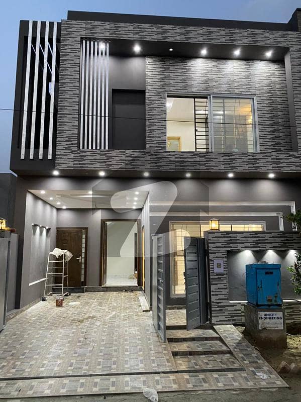 Brand New 5 Bed House In Phase 1 Al Kabir Block A