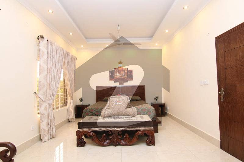 Fully Furnished Room With Attached Available For Rent