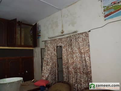 10 Marla Old House Is Available For Sale Very Reasonable Price
