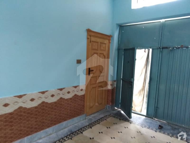 ڈلا زیک روڈ پشاور میں 7 کمروں کا 5 مرلہ مکان 1.68 کروڑ میں برائے فروخت۔
