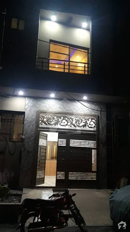 شادباغ لاہور میں 4 کمروں کا 3 مرلہ مکان 1.22 کروڑ میں برائے فروخت۔