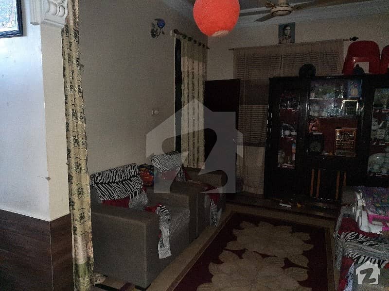 میٹروول کالونی - بلاک 2/3 میٹروول کالونی کراچی میں 5 کمروں کا 4 مرلہ مکان 1.28 کروڑ میں برائے فروخت۔
