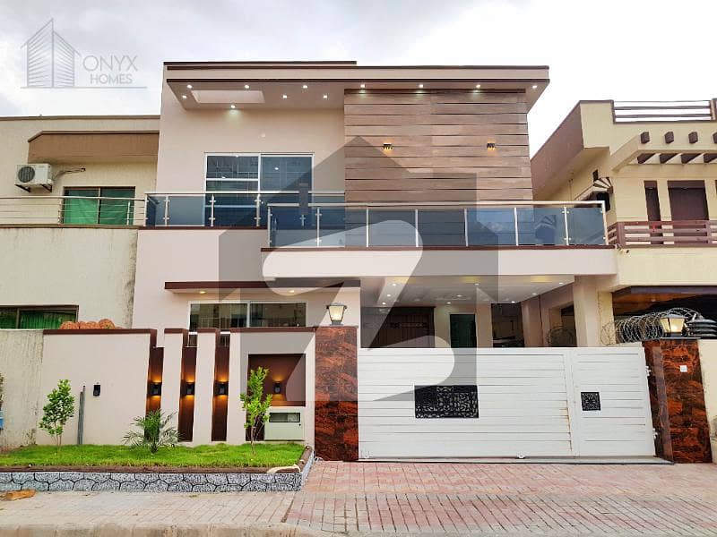 Luxurious 10 Marla Spacious House For Sale In Bahria Town