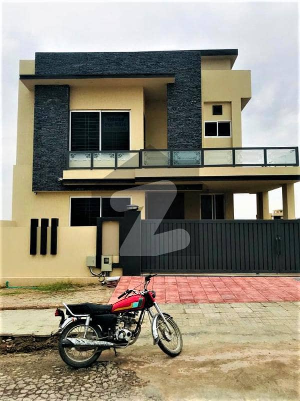 10 Marla Luxury & Designer House For Sale In Sector I