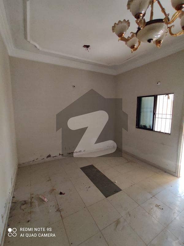 سعدی روڈ کراچی میں 2 کمروں کا 5 مرلہ مکان 1.2 کروڑ میں برائے فروخت۔