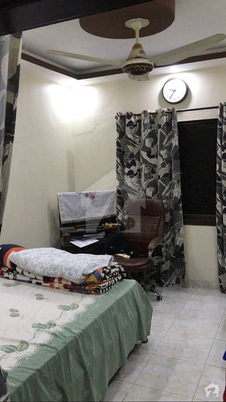 Nazimabad No. 4 Hadi Market Flat For Sale