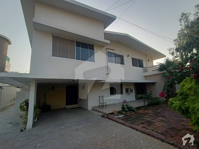 Chance Deal Plot Price 1000 Sq Yards Old Beautiful Bungalow  Khybana Tanzeem Street Dha Phase 5 Karachi