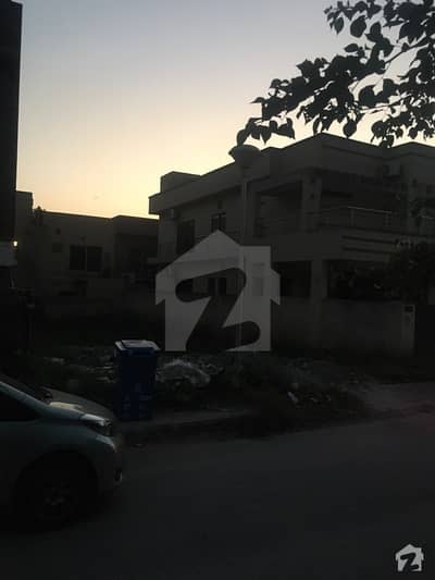 2250 Square Feet Commercial Plot For Sale In Bahria Town Phase 3