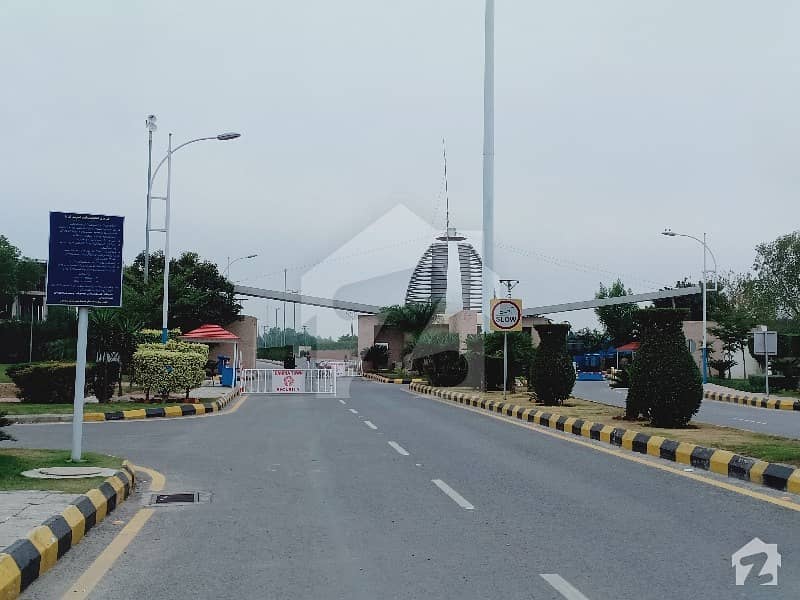 بحریہ نشیمن لاہور میں 8 مرلہ رہائشی پلاٹ 65 لاکھ میں برائے فروخت۔
