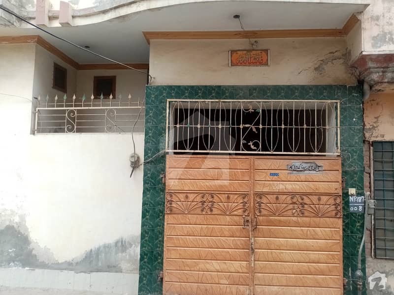 Spacious House Is Available For Rent In Ideal Location Of Satiana Road Spacious House Is Available For Rent In Ideal Location Of Satiana Road
