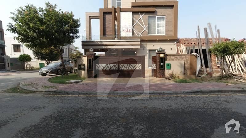 Get This Prominently Located House For Sale In Bahria Town