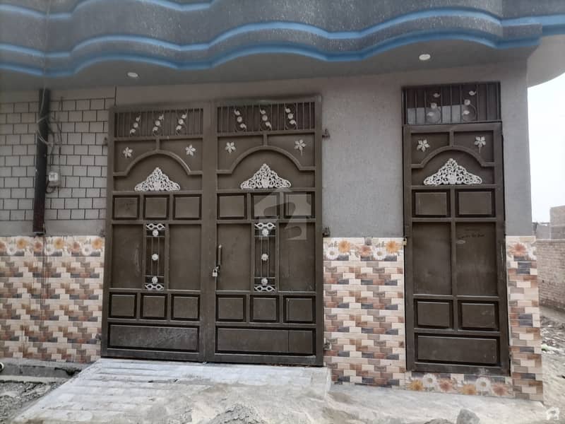 سیٹھی ٹاؤن پشاور میں 6 کمروں کا 6 مرلہ مکان 1.2 کروڑ میں برائے فروخت۔