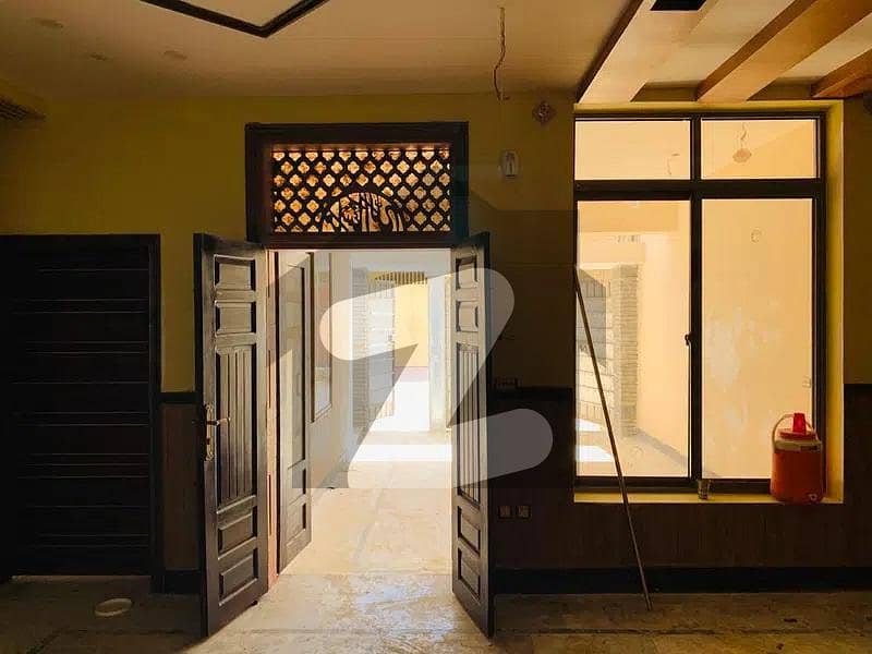 جناح ٹاؤن کوئٹہ میں 5 کمروں کا 5 مرلہ مکان 1.7 کروڑ میں برائے فروخت۔