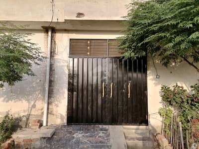 ایلیٹ ٹاؤن ۔ بلاک ڈی ایلیٹ ٹاؤن لاہور میں 3 کمروں کا 3 مرلہ مکان 24 لاکھ میں برائے فروخت۔