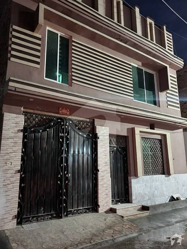 ارباب سبز علی خان ٹاؤن ایگزیکٹو لاجز ارباب سبز علی خان ٹاؤن ورسک روڈ پشاور میں 5 کمروں کا 4 مرلہ مکان 1.18 کروڑ میں برائے فروخت۔