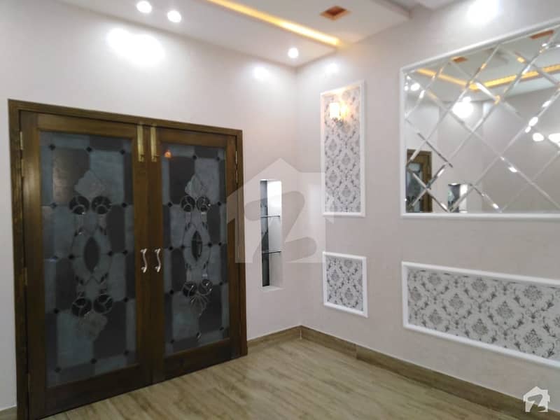 کینال گارڈنز - بلاک اے اے کینال گارڈن لاہور میں 4 کمروں کا 5 مرلہ مکان 1.4 کروڑ میں برائے فروخت۔