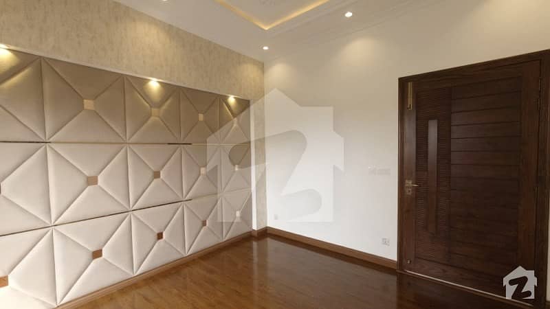 1 Kanal House Ideally Situated In DHA Defence