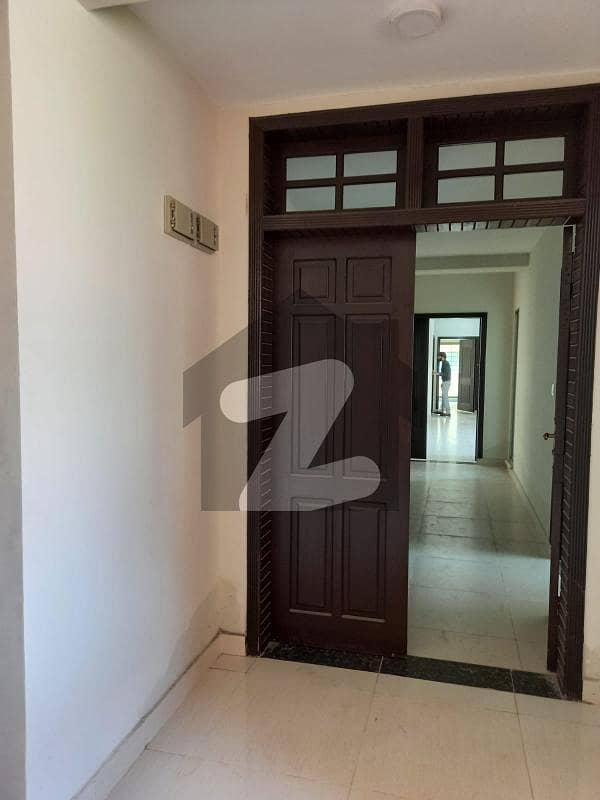 13 Marla 4 Bed Room Brand New Flat Available For Sale In Askari-10, Sector-f, Lahore Cantt