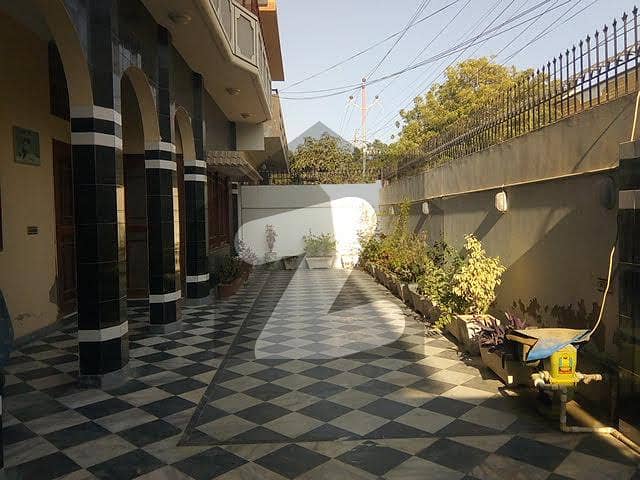 گلستانِِ جوہر ۔ بلاک 14 گلستانِ جوہر کراچی میں 5 کمروں کا 16 مرلہ مکان 5.75 کروڑ میں برائے فروخت۔
