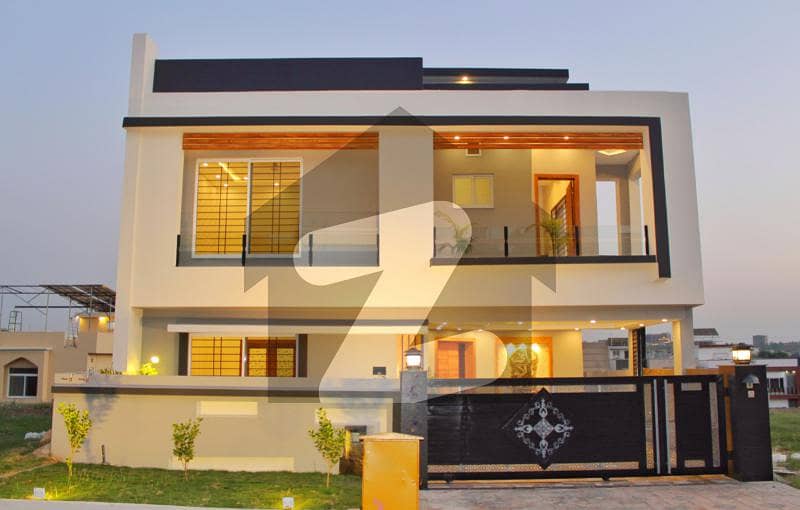 Outstanding Luxurious 10 Marla House For Sale Bahria Town Phase 8 Block C Rwp