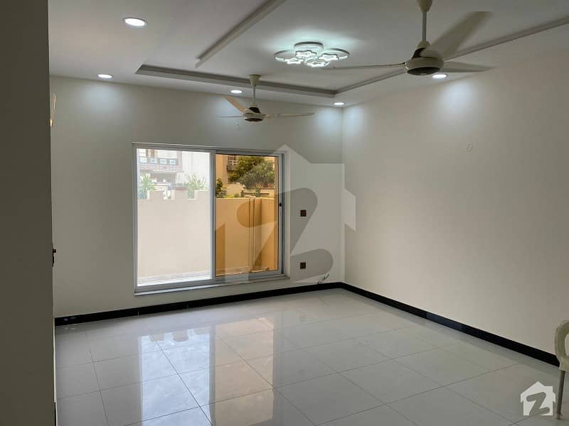 10 Marla Lower Portion Available For Rent In Bahria Town