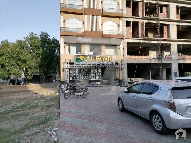 Get This Prominently Located Flat For Great Price In Lahore Get This Prominently Located Flat For Great Price In Lahore