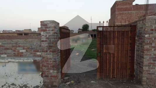 آشیانہ روڈ لاہور میں 4.6 کنال صنعتی زمین 1.75 کروڑ میں برائے فروخت۔