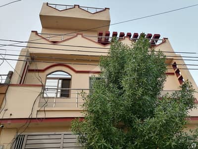 متین گارڈن لاہور میں 6 کمروں کا 5 مرلہ مکان 70 لاکھ میں برائے فروخت۔