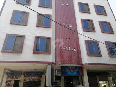 Great Building Available In Faisalabad For Sale
