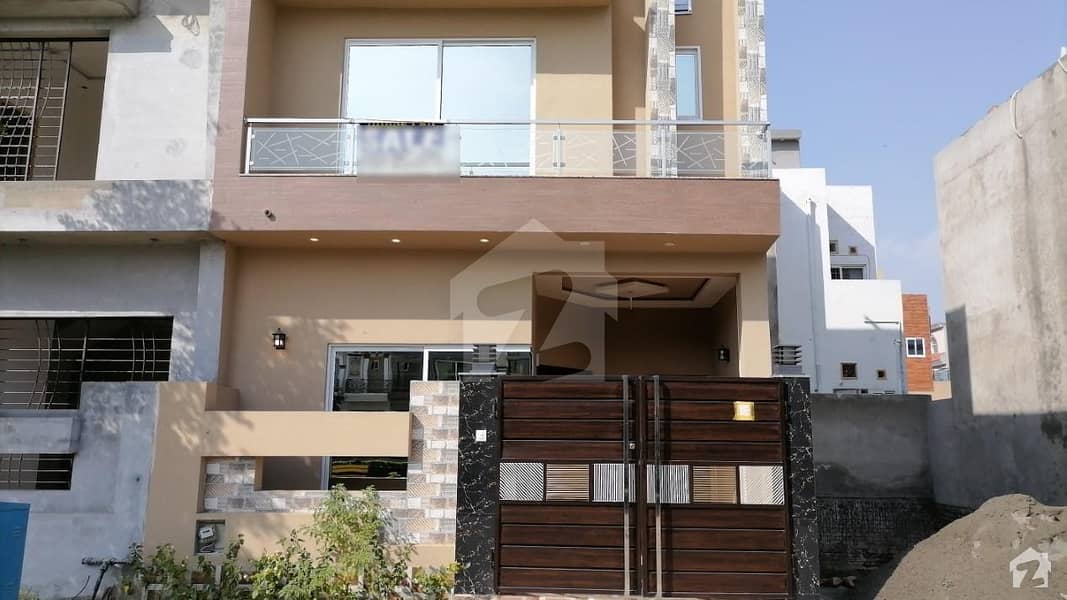 3 Marla Double Storey Facing Park House For Sale in Al Kabir Town Phase2 Block B