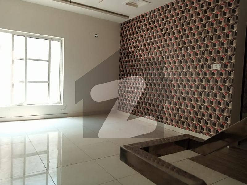 پرایم سٹی ستیانہ روڈ فیصل آباد میں 3 کمروں کا 5 مرلہ مکان 1 کروڑ میں برائے فروخت۔