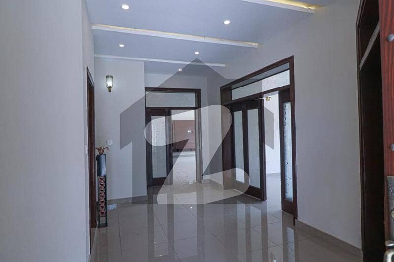 10 Marla 3 Bed Open View Ideal Location Near To Park House For Sale In Askari 11