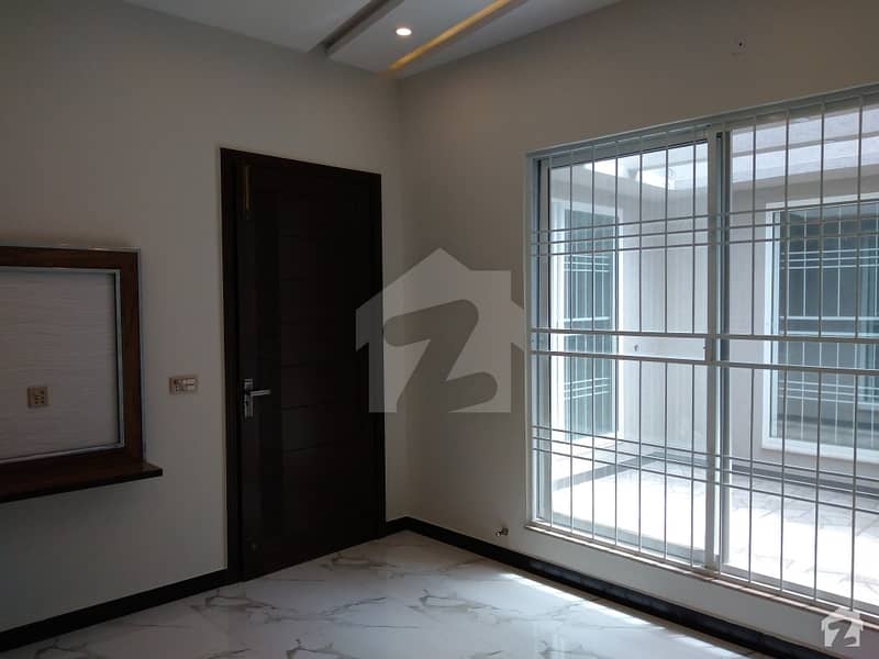 Great 10 Marla House For Sale Available In Rs 32,000,000