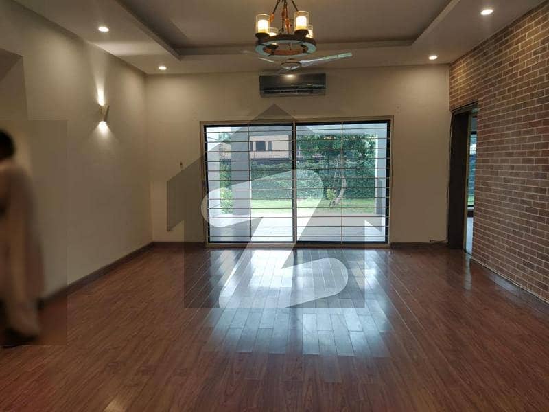 5 Bedroom House For Rent In Sector F-7