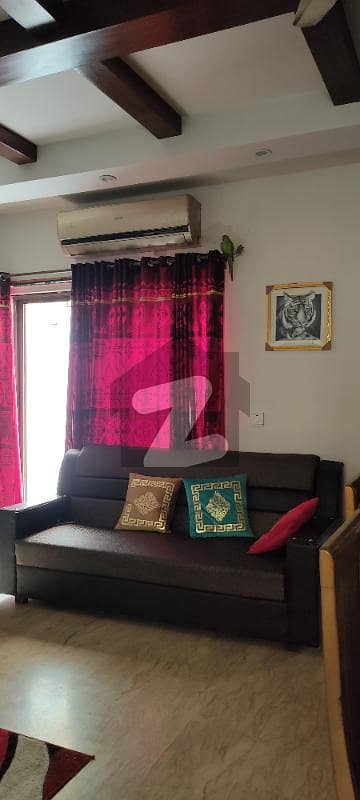 1 Kanal Upper Portion Available For Rent