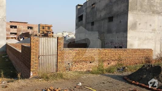 غوری ٹاؤن فیز 4 بی غوری ٹاؤن اسلام آباد میں 11 مرلہ رہائشی پلاٹ 1.05 کروڑ میں برائے فروخت۔ غوری ٹاؤن فیز 4 بی غوری ٹاؤن اسلام آباد میں 11 مرلہ رہائشی پلاٹ 1.05 کروڑ میں برائے فروخت۔
