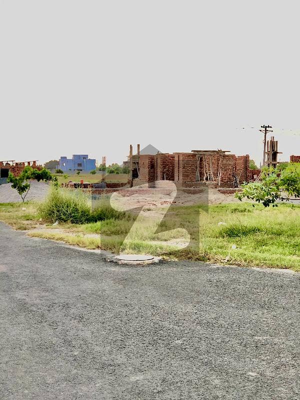 9000 Square Feet Residential Plot In Sui Gas Society Phase 2 - Block E For Sale