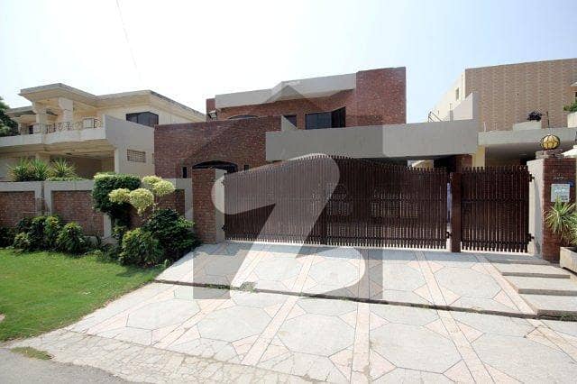1 Kanalslightly Used Bungalow Dha Lahore