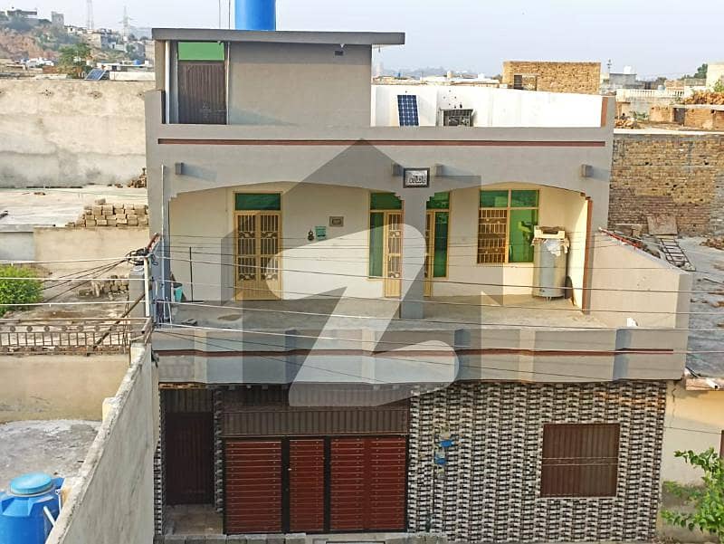 آصف آباد واہ میں 6 کمروں کا 10 مرلہ مکان 1.1 کروڑ میں برائے فروخت۔
