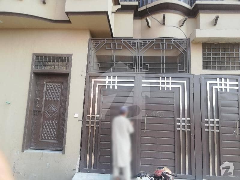 جی ٹی روڈ پشاور میں 6 کمروں کا 7 مرلہ مکان 1.85 کروڑ میں برائے فروخت۔