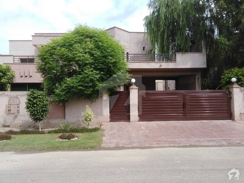 1 Kanal House In Askari 11 For Rent At Good Location